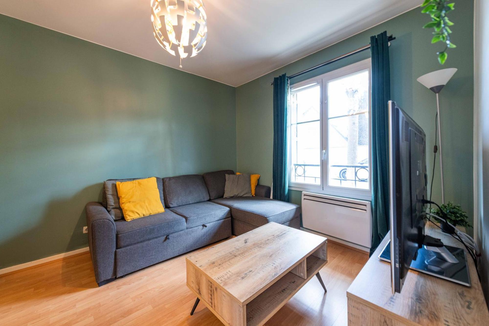 Apartment F2 Colore Et Confortable Proche Disney+wifi